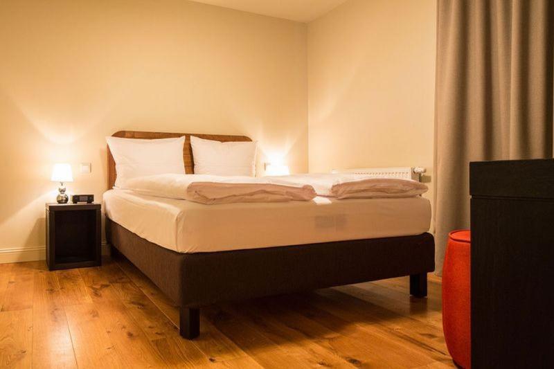 Hotel Mondrian Am Checkpoint Charlie 4*