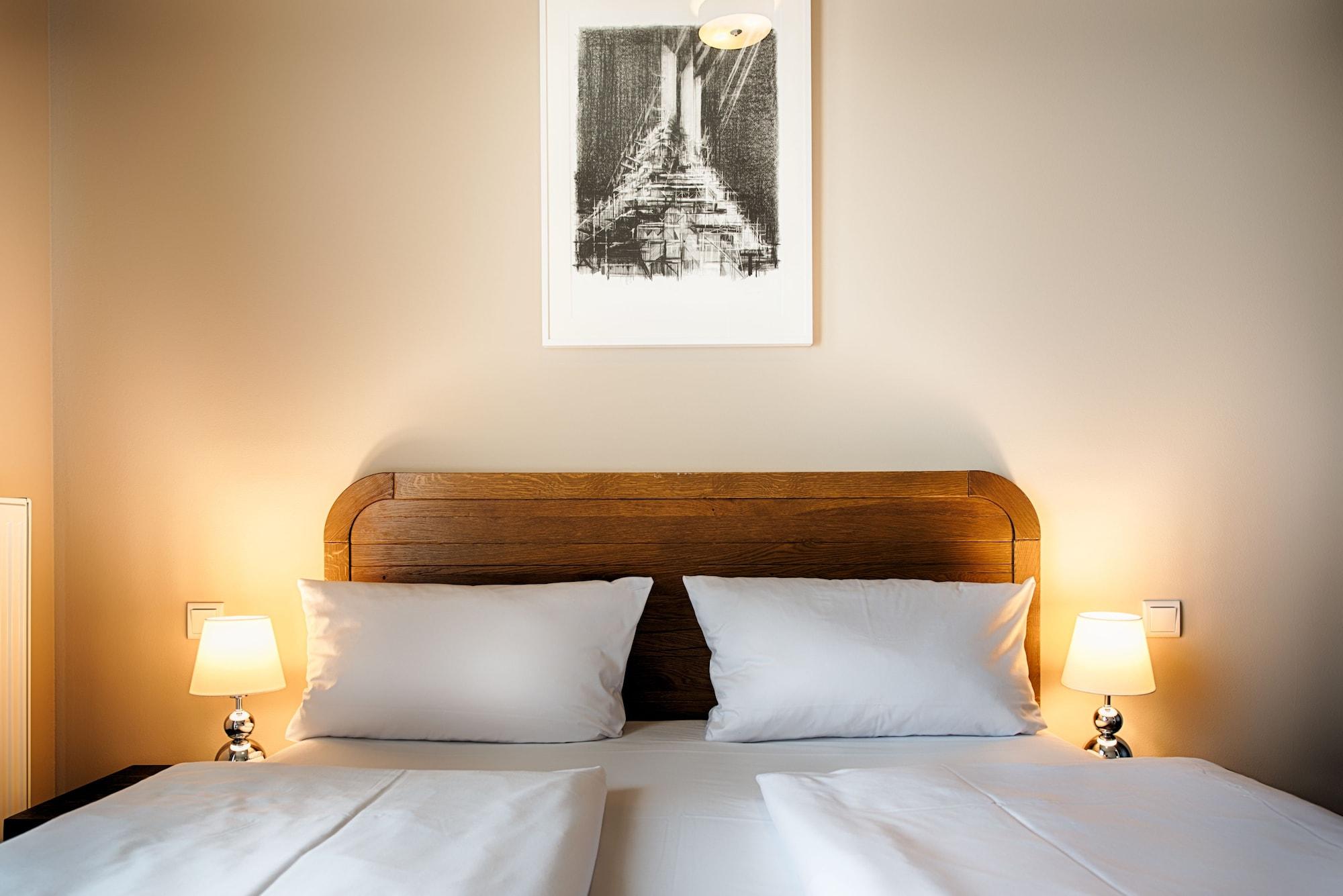Mondrian Am Checkpoint Charlie Hotel 4*