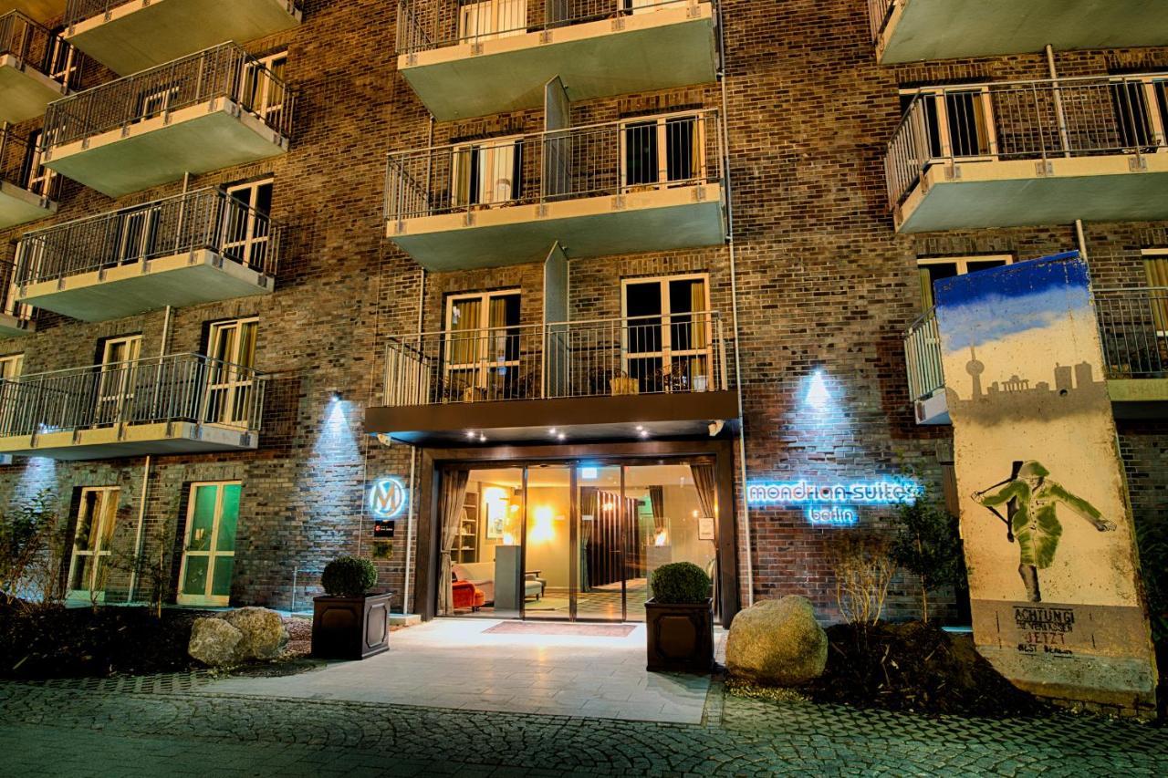 Mondrian Am Checkpoint Charlie Hotel Berlino