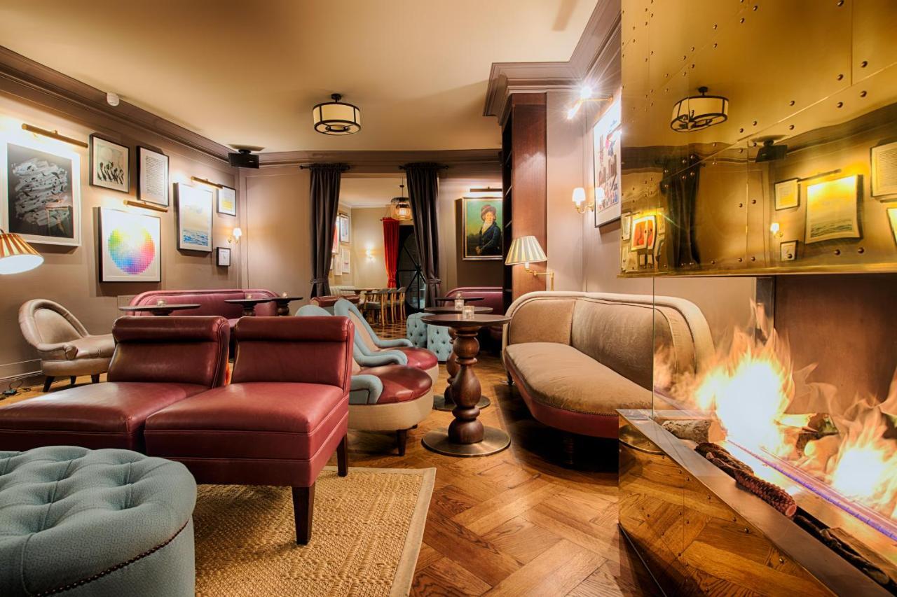 Mondrian Am Checkpoint Charlie 4*